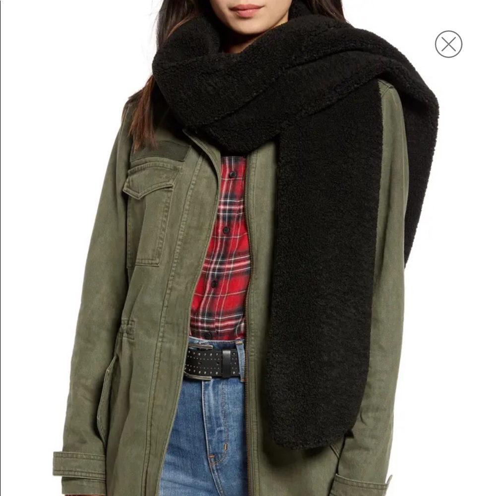 Faux Shearling Stole/scarf - Picture 2 of 16